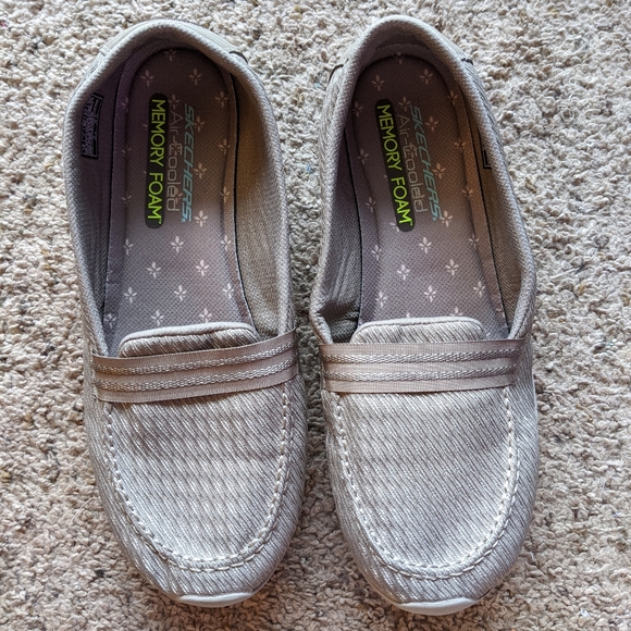 skechers memory foam loafers